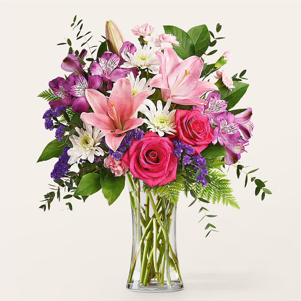 Lace & Pearls Bouquet – Margartia Flowers, Jersey City NJ