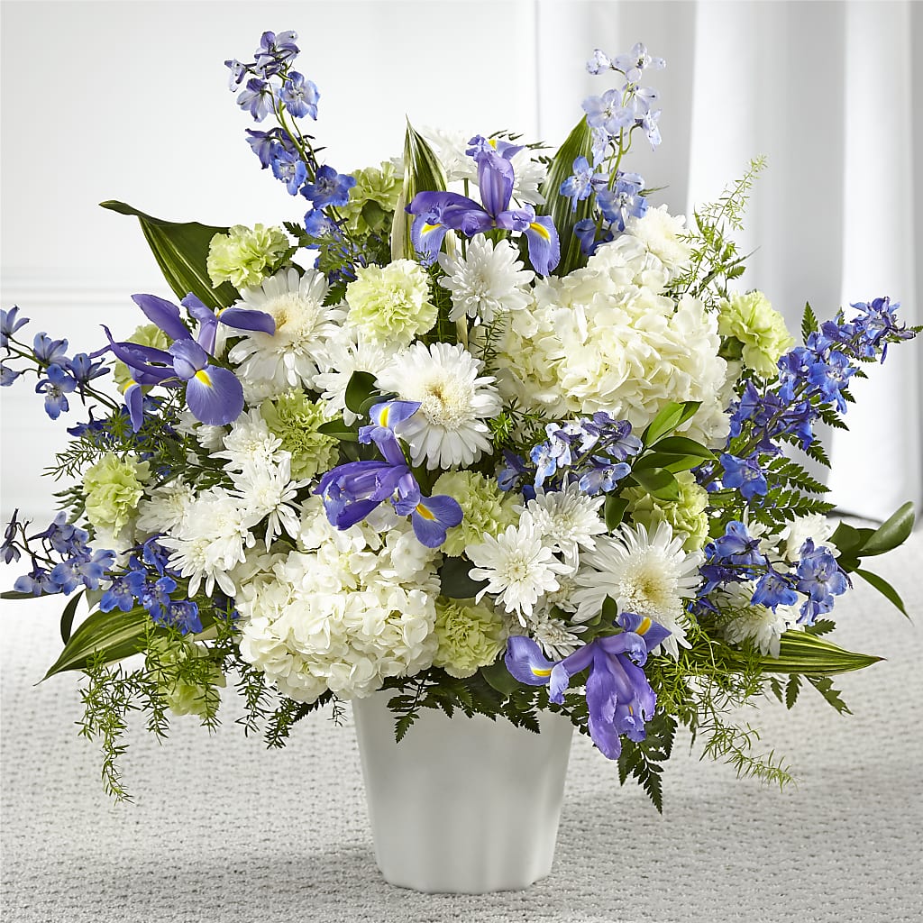 Soft Serenity Floor Basket – Margartia Flowers, Jersey City NJ