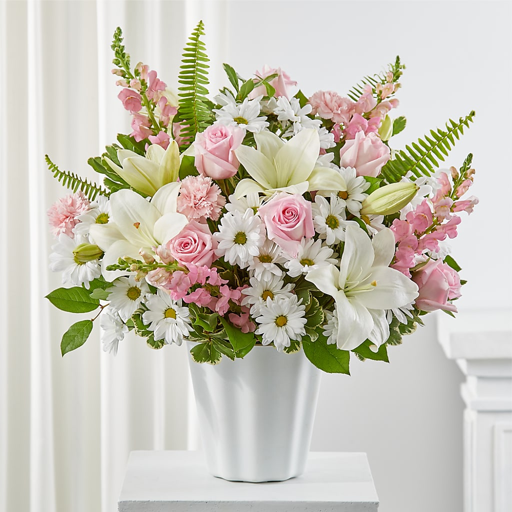 Soft Touch Tabletop Basket – Margartia Flowers, Jersey City NJ