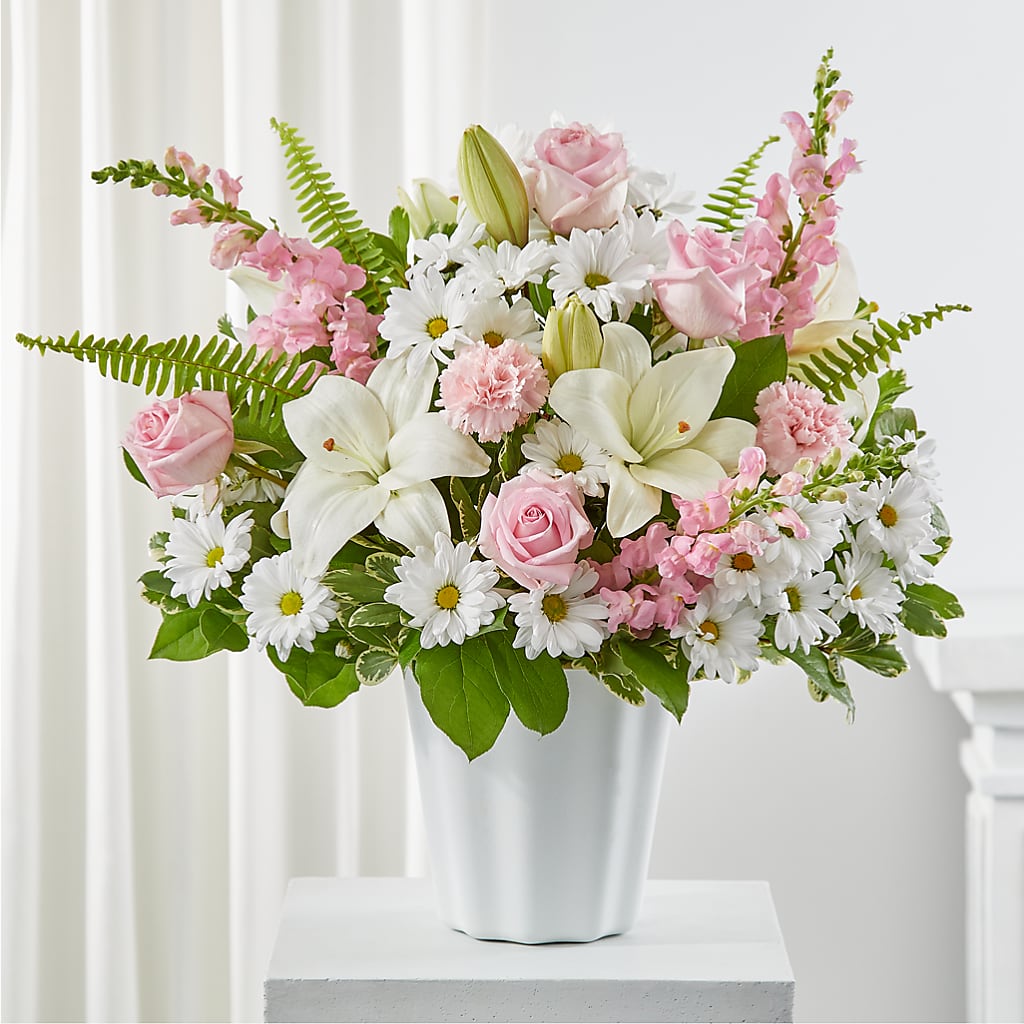 Soft Touch Tabletop Basket – Margartia Flowers, Jersey City NJ