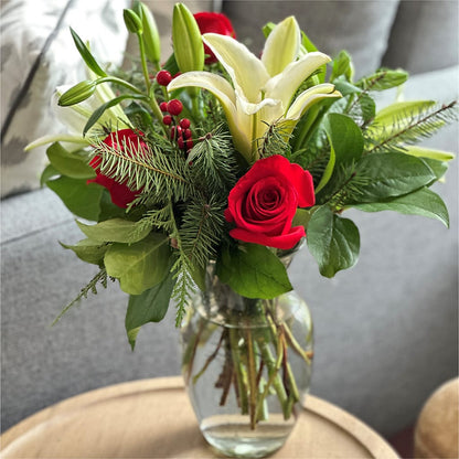 Sparkling Snowflakes Bouquet –  Margartia Flowers, Jersey City NJ