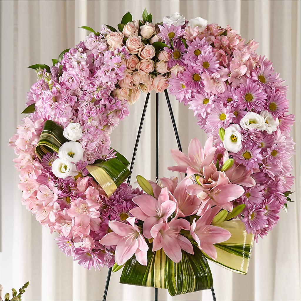 Gift of Warmth Wreath –  Margartia Flowers, Jersey City NJ