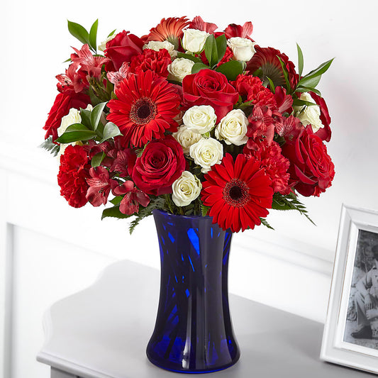 Hearts Embrace Bouquet –  Margartia Flowers, Jersey City NJ