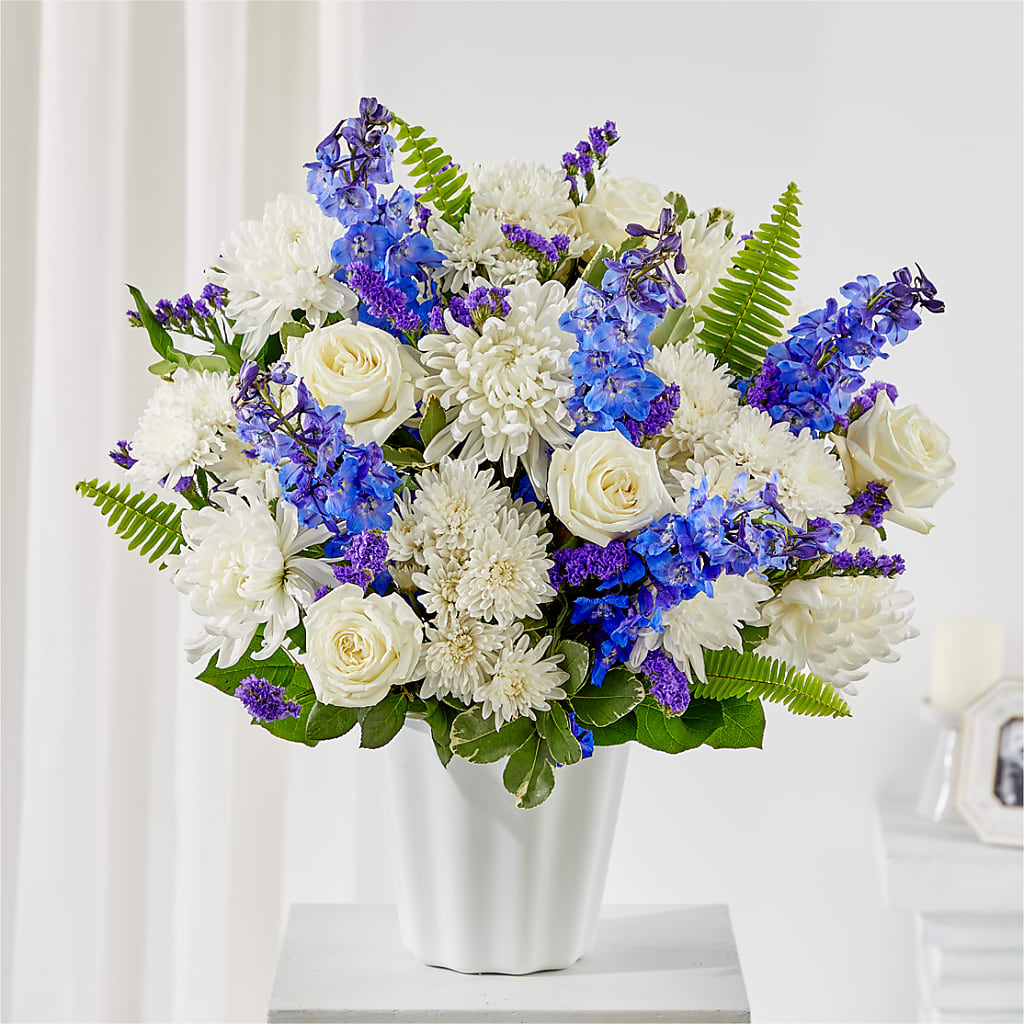 Hold Dear Tabletop Basket –  Margartia Flowers, Jersey City NJ