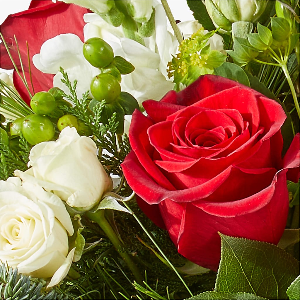Deck the Halls Bouquet –  Margartia Flowers, Jersey City NJ