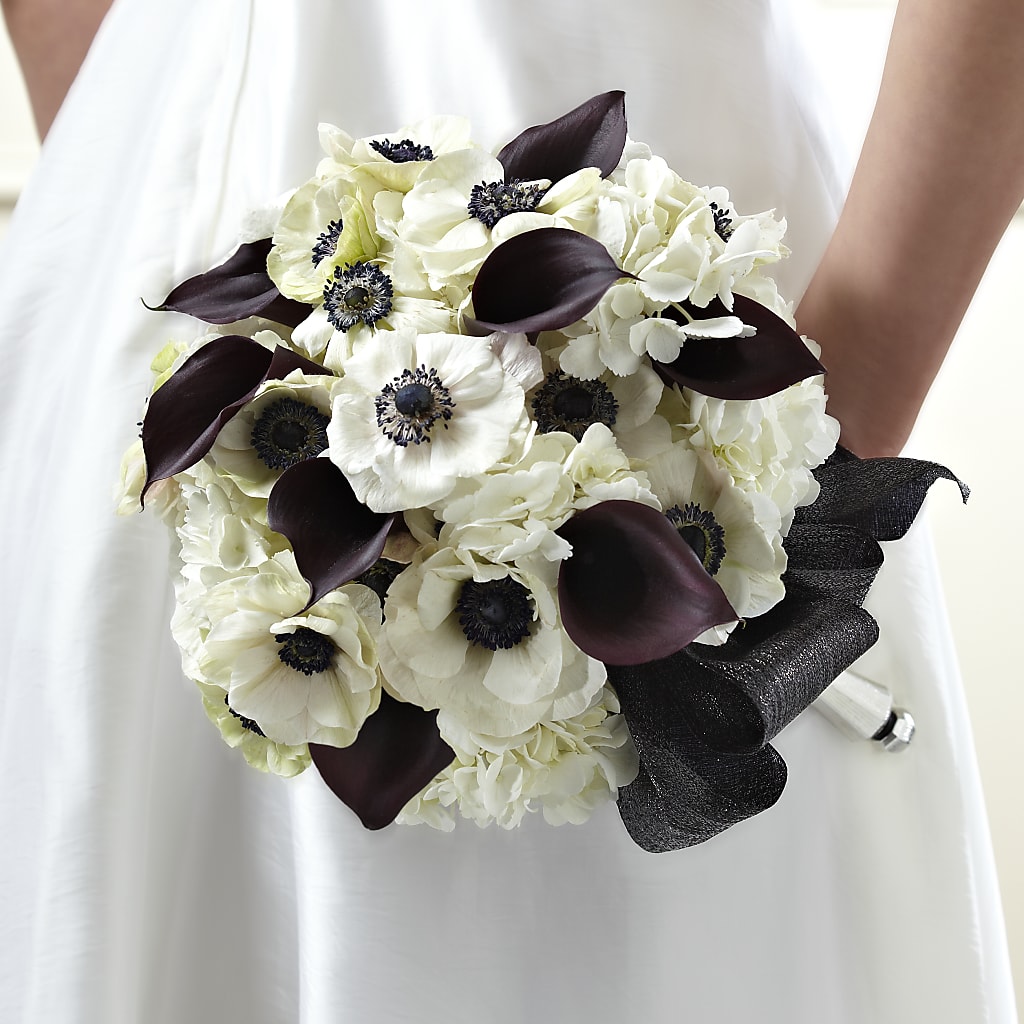 To Have and To Hold Bouquet –  Margartia Flowers, Jersey City NJ