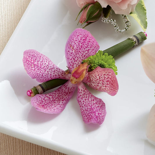 Pink Mokara Boutonniere –  Margartia Flowers, Jersey City NJ