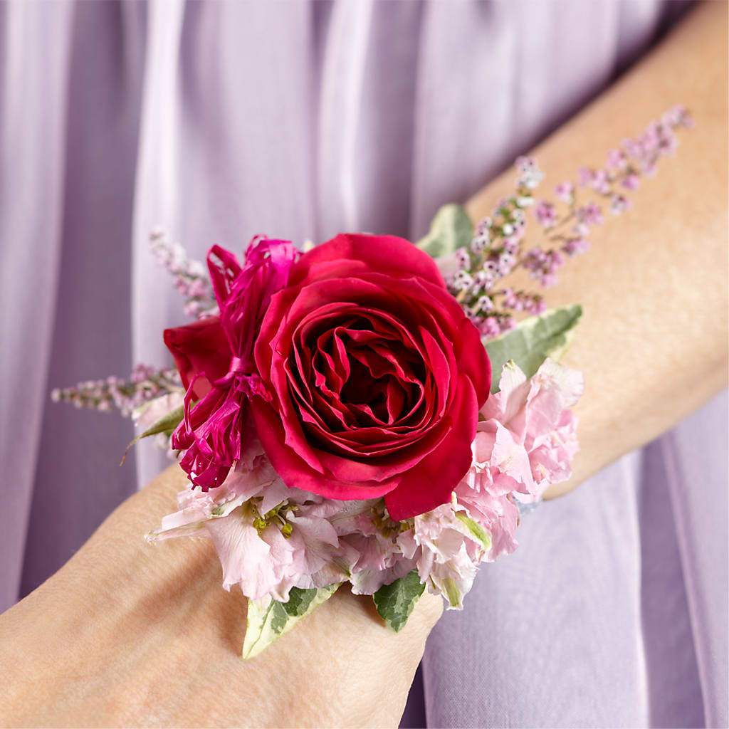 Rose Charm Corsage –  Margartia Flowers, Jersey City NJ