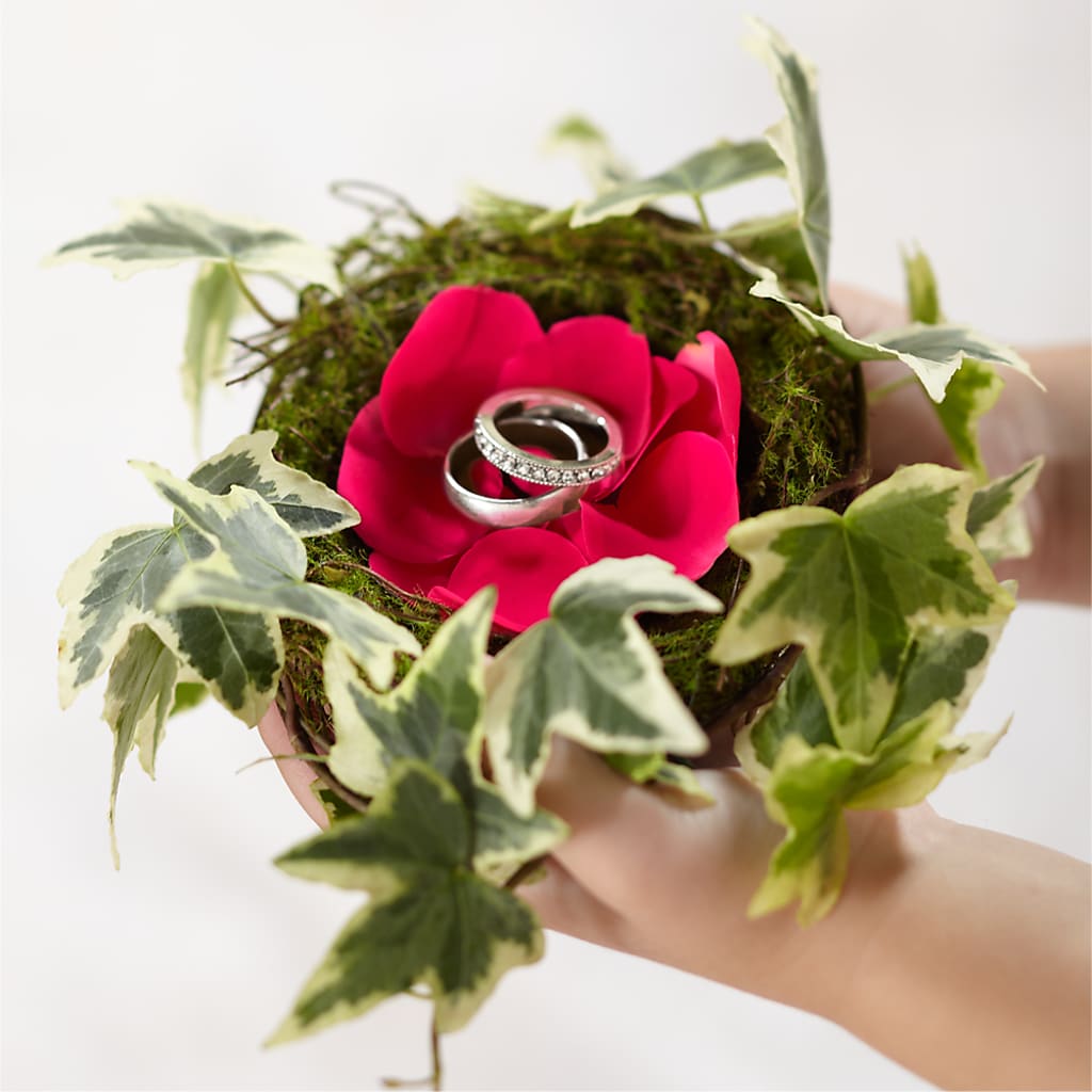 Lila Rose Ring Nest –  Margartia Flowers, Jersey City NJ